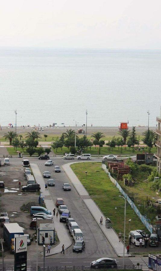 Flat Near The Mcdonald'S Διαμέρισμα Μπατούμι Εξωτερικό φωτογραφία